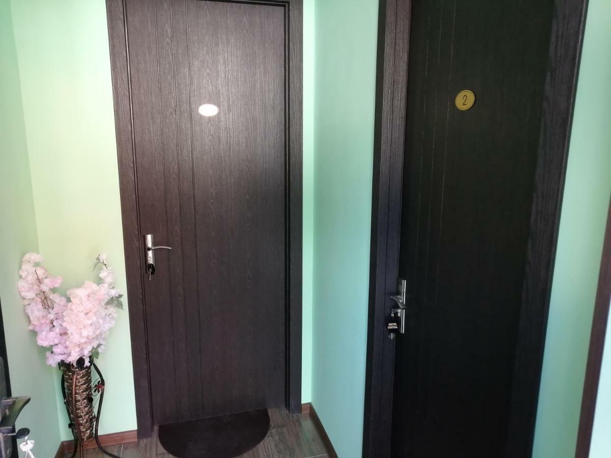 קוטאיסי Hotel Central מראה חיצוני תמונה