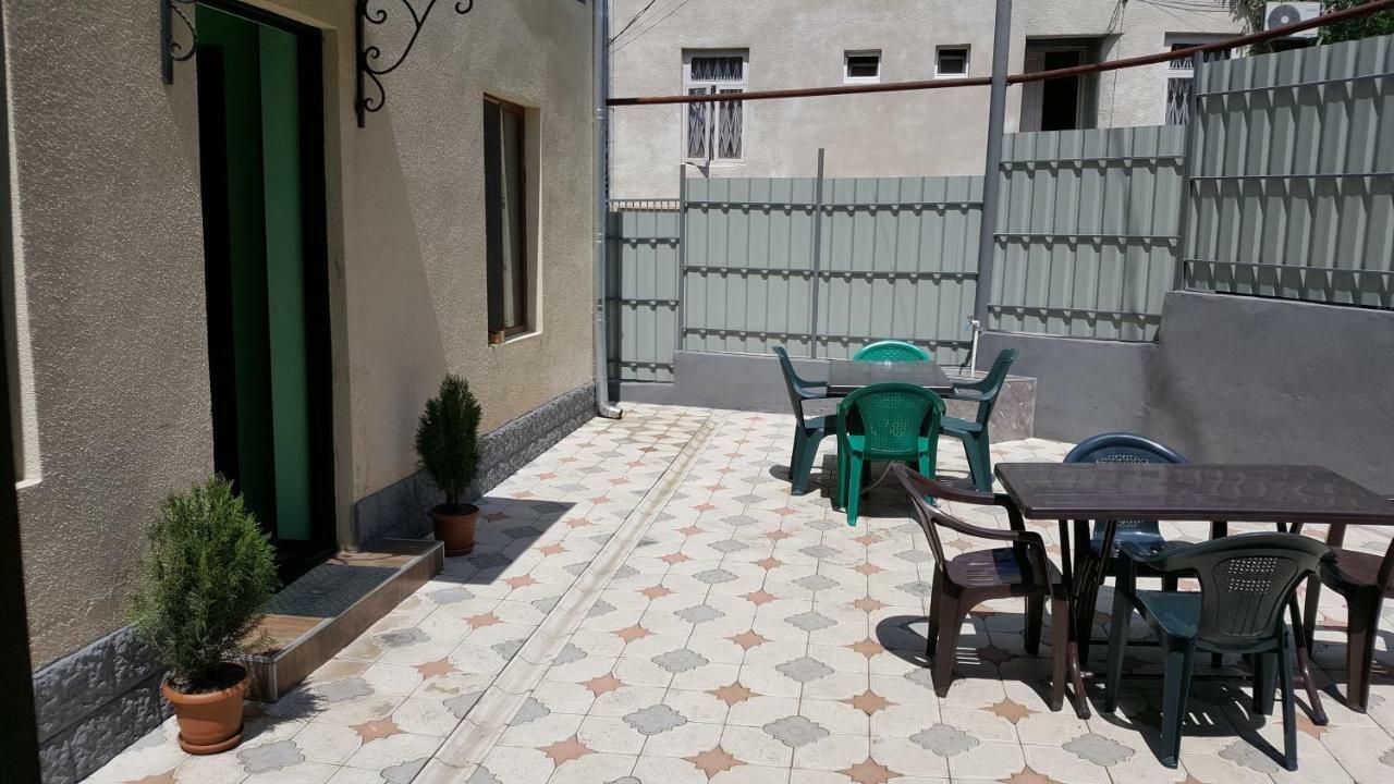 קוטאיסי Hotel Central מראה חיצוני תמונה